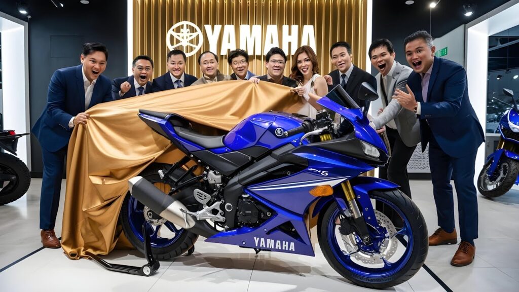 Yamaha R15 Review